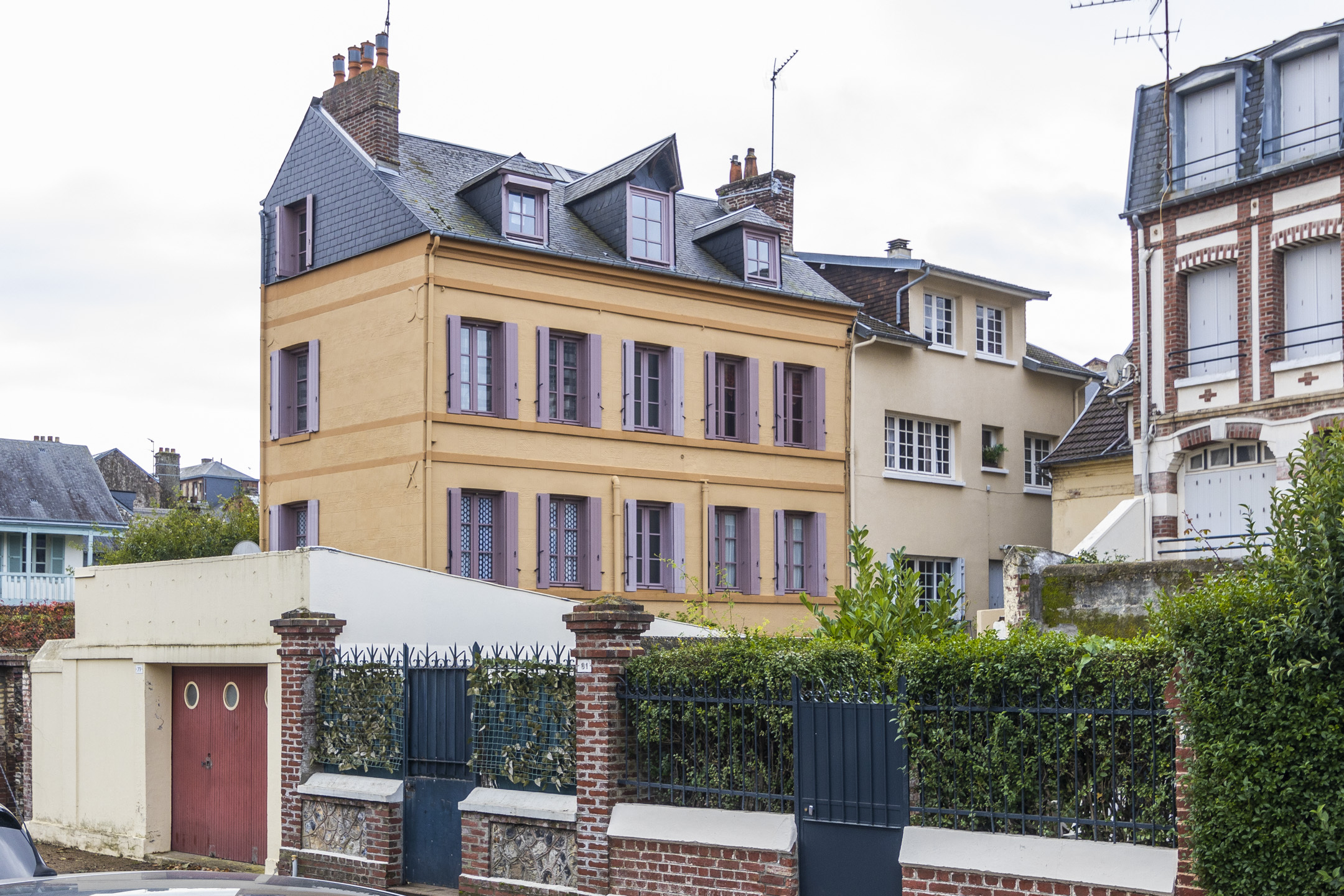 Vente Maison Avec Cour Dans Le Centre Honfleur